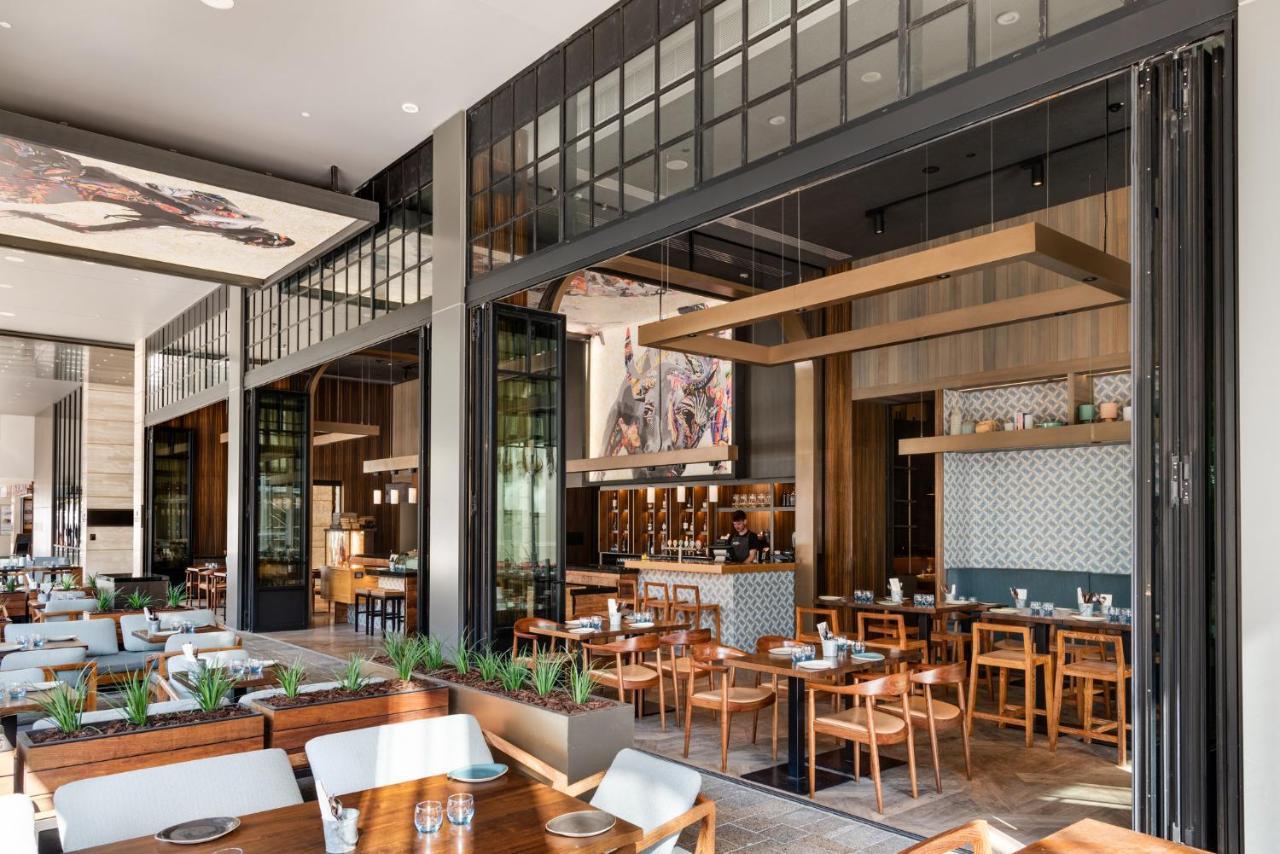 인터컨티넨탈 퍼스 시티 센터 외부 사진 The interior of the restaurant